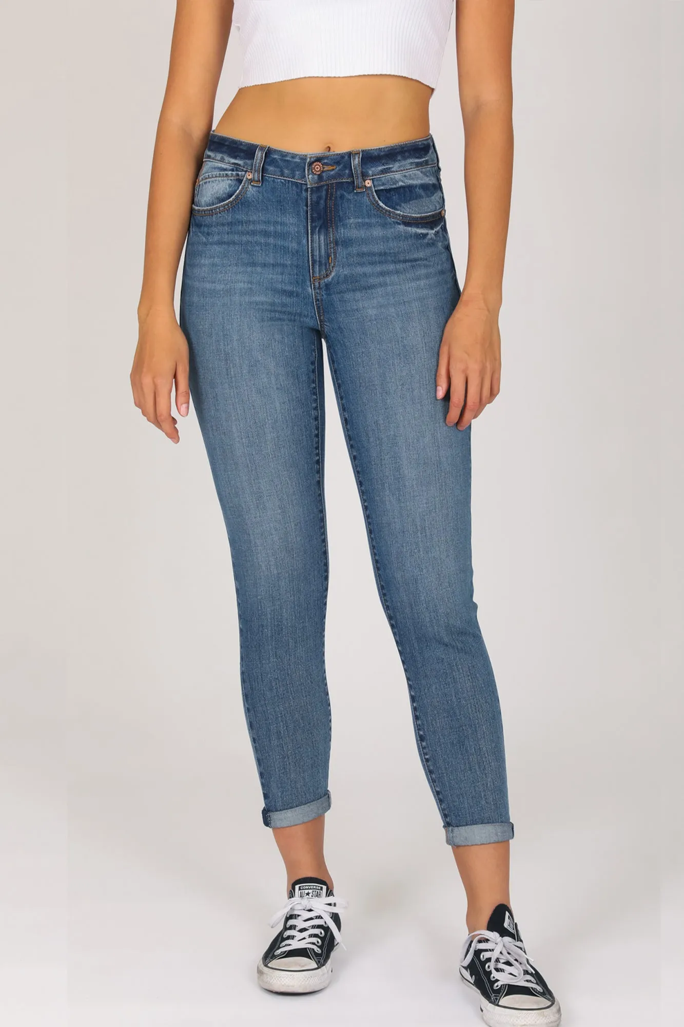 HIGH RISE VINTAGE REUNION SKINNY W/ ROLLED HEM JEANS - GRACEFULLY AGED