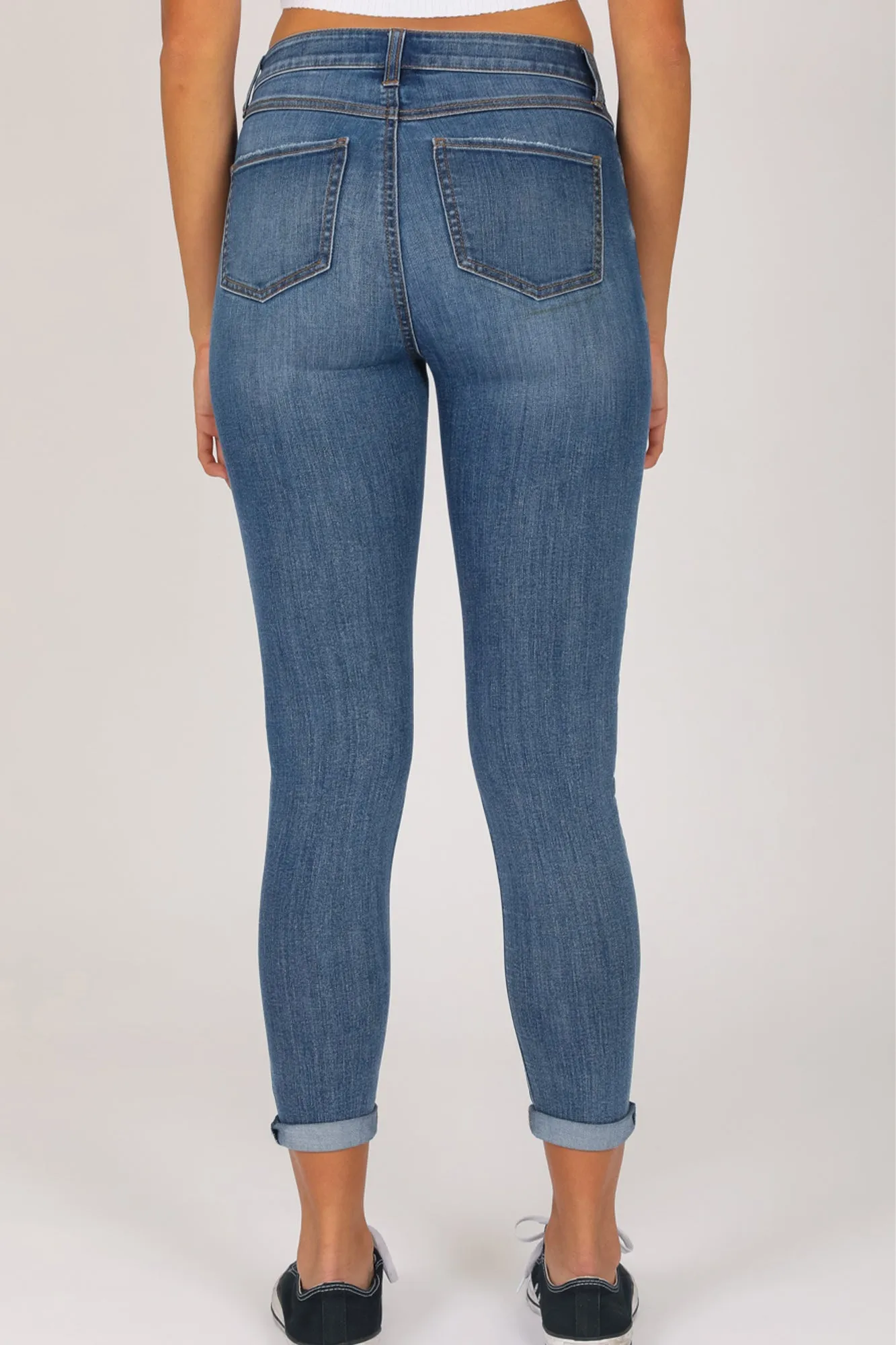 HIGH RISE VINTAGE REUNION SKINNY W/ ROLLED HEM JEANS - GRACEFULLY AGED
