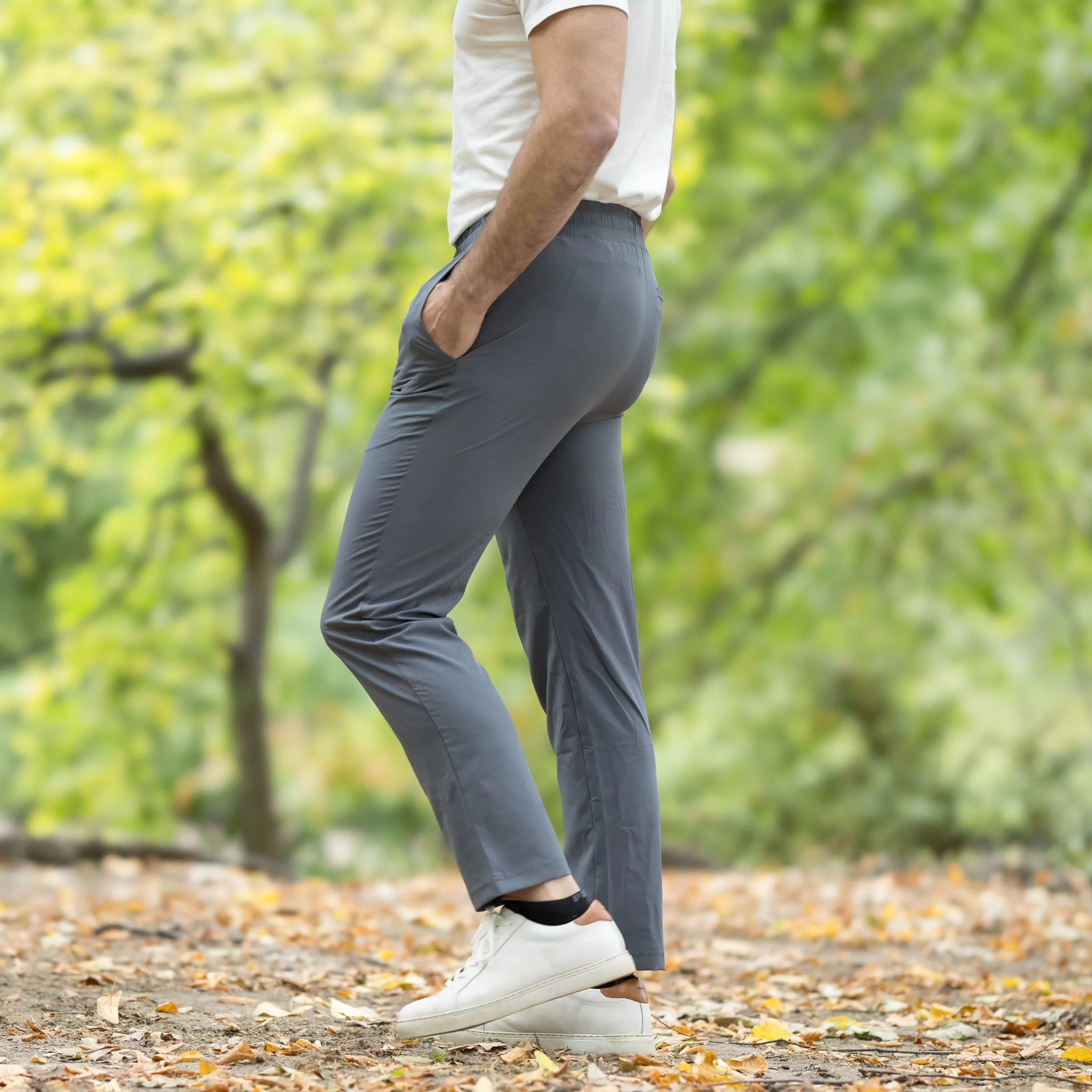 Men's Adaptive Elastic Waist Track Pants in Black