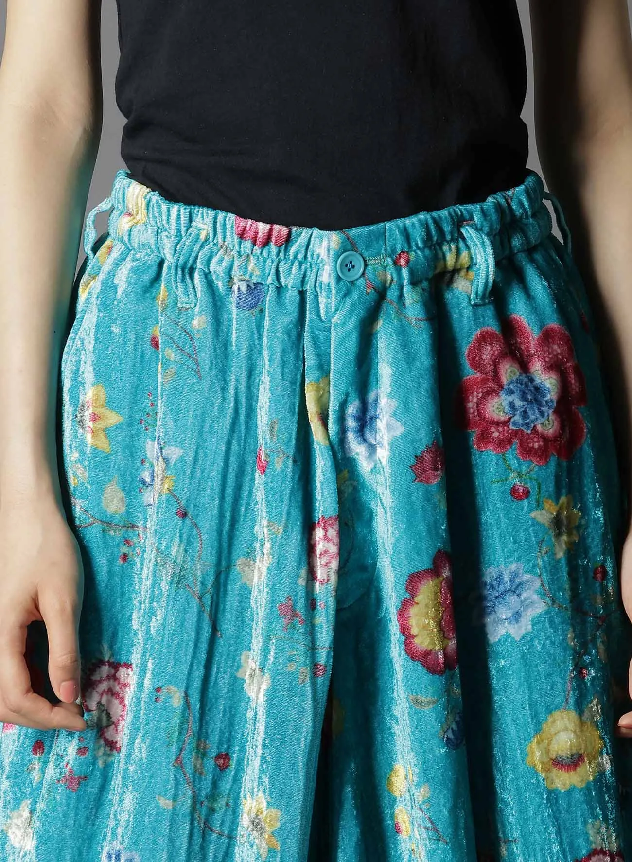 RAYON VELVET PRINT CHINESE FLOWER INSEAM BUTTON SAROUEL PANTS
