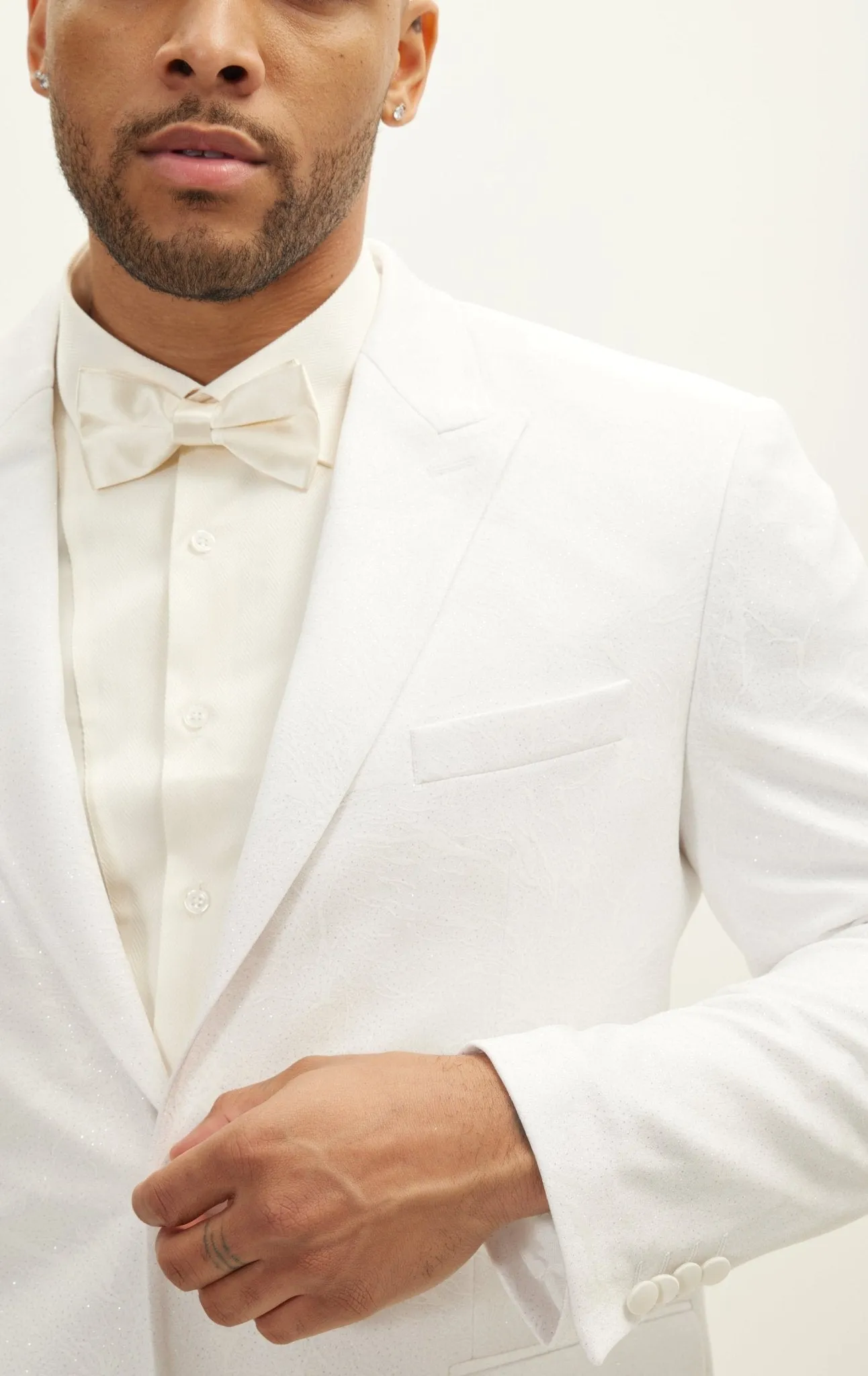 The Peak Lapel Electric Tuxedo Jacket - White On White