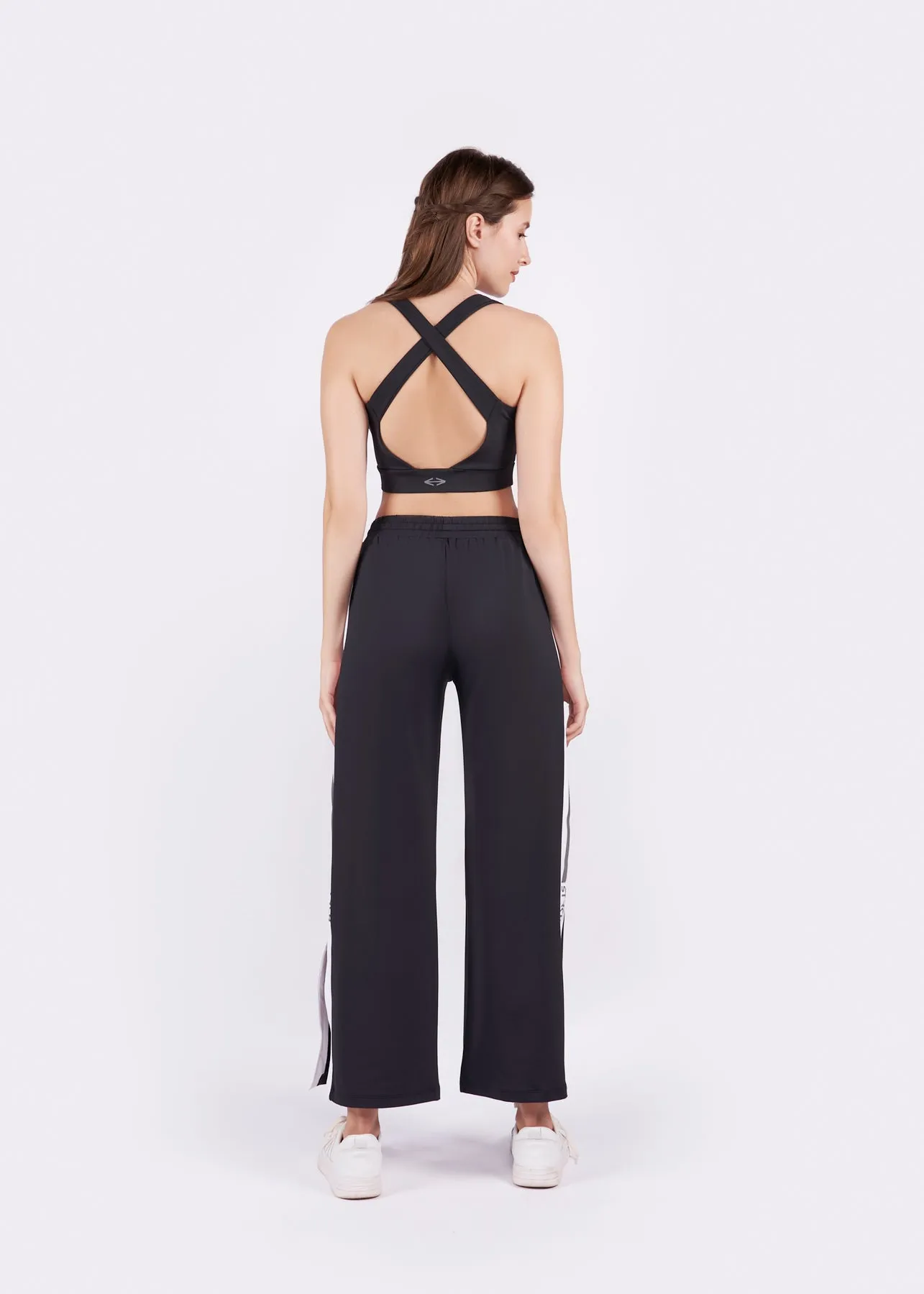 Women's everyday track