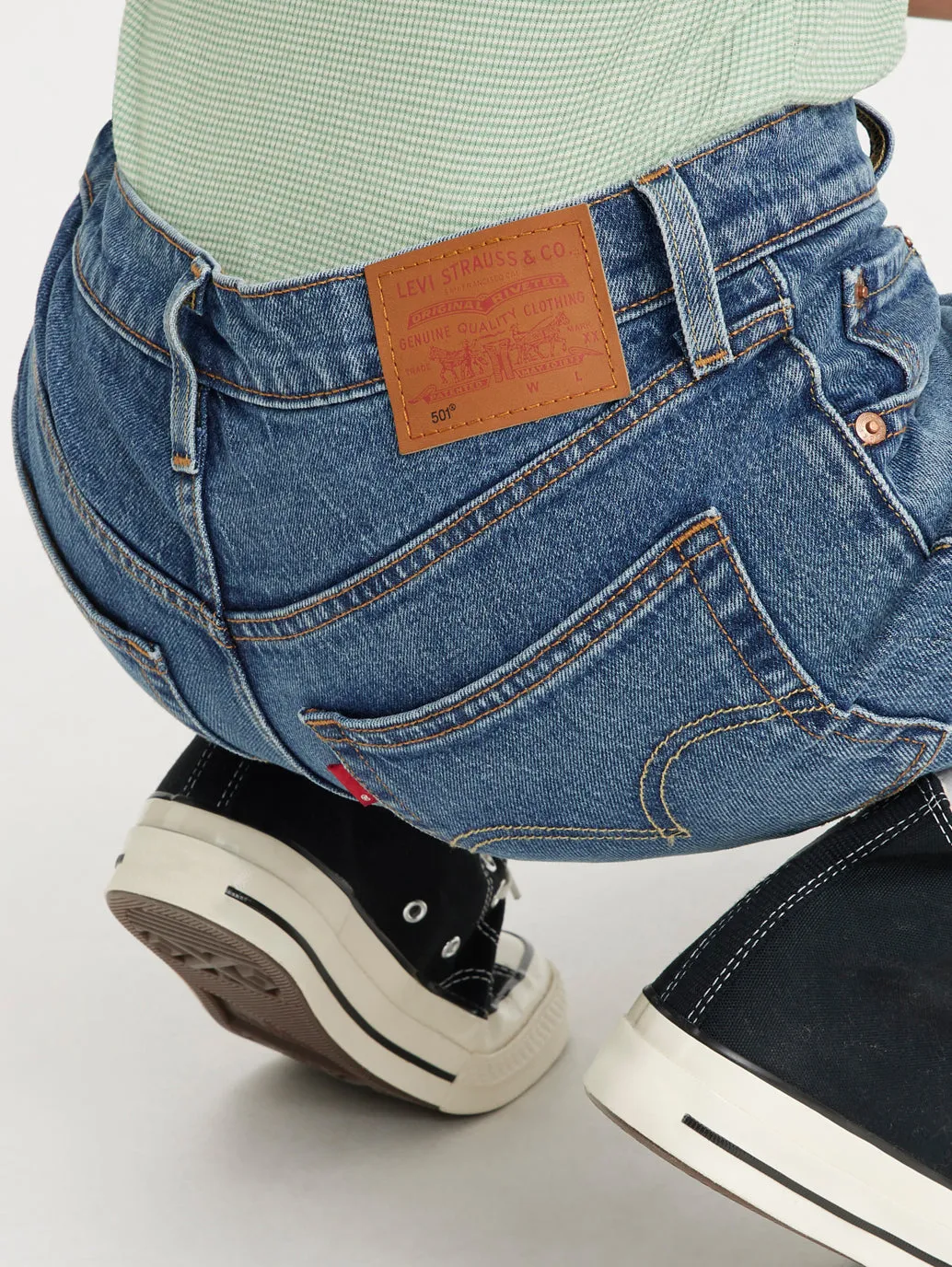 Women's Mid Rise 501 Crop Regular Fit Button Fly Jeans