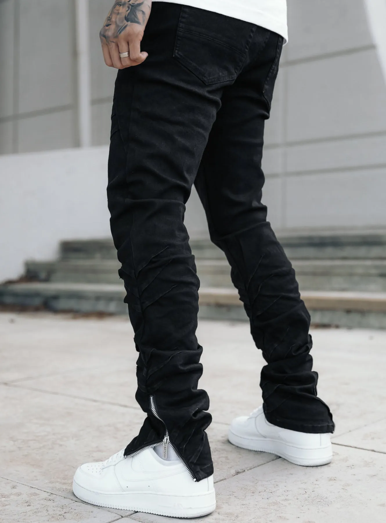 Wrinkled Track Jeans in Jet Black