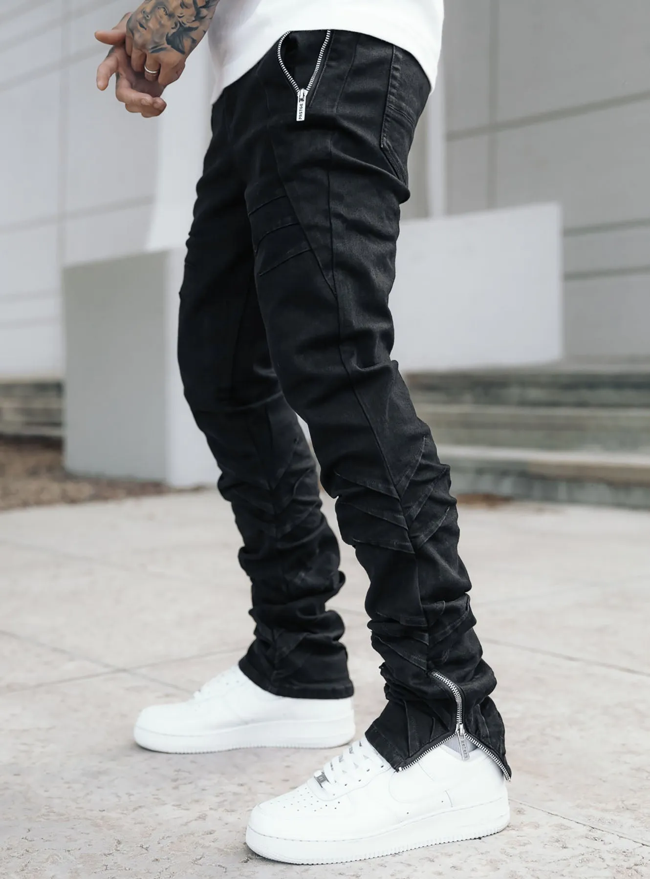 Wrinkled Track Jeans in Jet Black